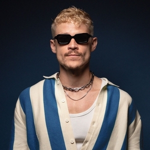 Dark Heart Tickets, Tour Dates and Concerts