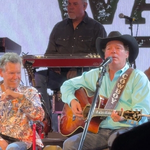Clay Walker at Fort Worth, TX in Billy Bob's 2025