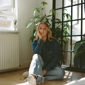 Áine Deane @ 3Olympia Theatre