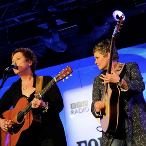 Chris While & Julie Matthews @ The Greystones