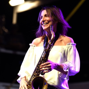 Deanna Bogart performing live at biscuits and blues