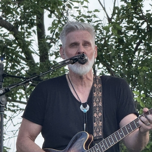 Dickie at Waukee, IA in Waukee Arts Festival 2025