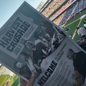 Kari Jobe at Anaheim, CA in Angel Stadium 2025