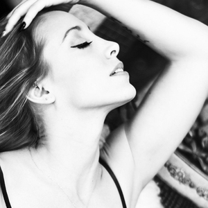 Laura Auer Tickets, Tour Dates and Concert