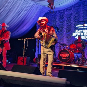 Billets, dates de tournée et concerts pour SqueezeBox Bandits