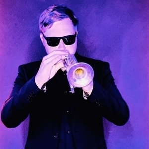 Peter Evans @ black market