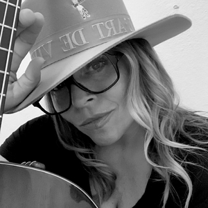 Ella Reid Tickets, Tour Dates and Concerts
