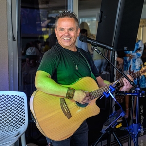 Steve Hart @ The Snug Bar