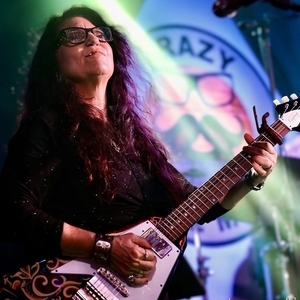 Eleni Skiba @ G.W. Sharkey's Raw Bar and Grill