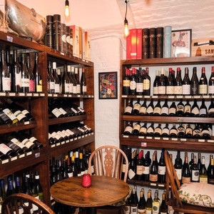 Tom Carradine @ Courtyard Wine Cellars