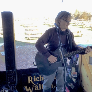 Richard Walton @ Old Farm Winery at Hartland