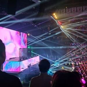 Ado at Newark, NJ in Prudential Center 2025