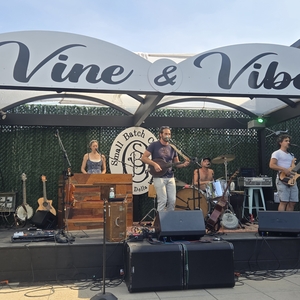Adam Ezra Group at North Haven, CT in Small Batch Cellars 2025