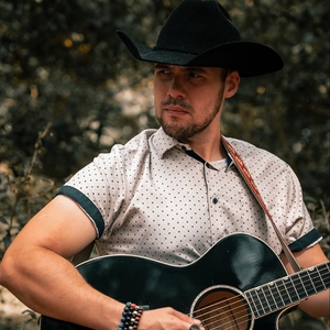 Ricky Valido @ Hollywood Beach Theatre