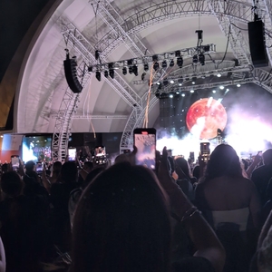 Alex Warren at Honolulu, HI in Waikiki Shell 2025