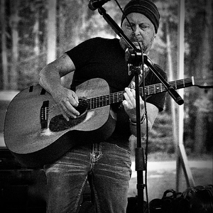 Joe Heilman @ Dockside Restaurant & Tiki Bar