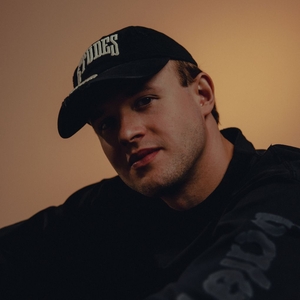 Marten Lou Tickets, Tour Dates and Concerts
