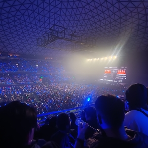 Ado at Santiago, Chile in Movistar Arena 2025