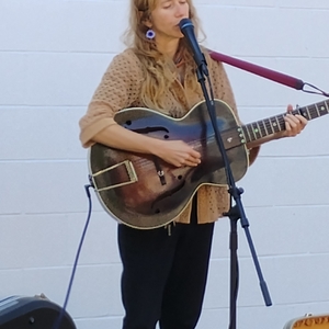 Dana Sipos at Victoria, BC in The Fort Common 2025