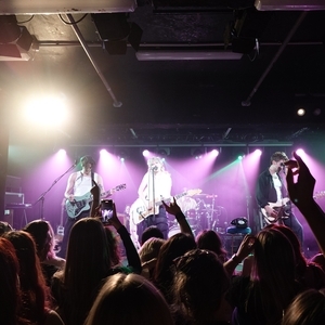 Black Honey at Manchester, United Kingdom in Manchester academy 2025
