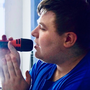 Liam Carnell @ Lido Working Mens Club