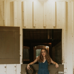 Billets, dates de tournée et concerts pour Clare Montgomery