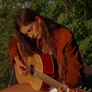 Diana Silvers @ Chateau Ste. Michelle Winery