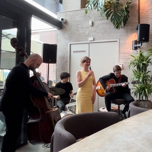 Joan Fort @ Sumventure Flightbar