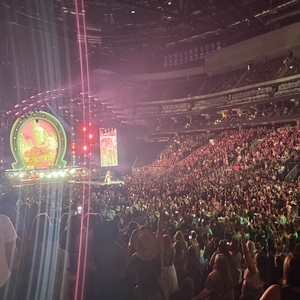Lainey Wilson at Edmonton, AB in Rogers Place 2025