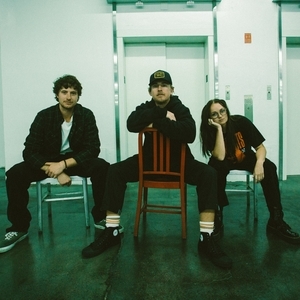 OUT IN FRONT Tickets, Tourdaten und Konzerte