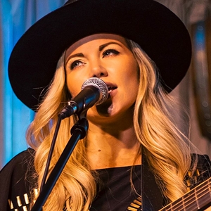 Kirstie Kraus Tickets, Tour Dates and Concerts