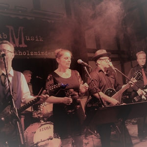 Brian Krumm and His Barfly Friends @ Martyrs'