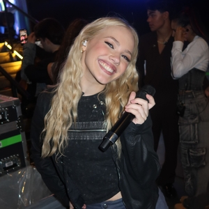 Freya Skye @ Toyota Center
