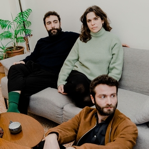 Ingressos, Datas da Turnê e Shows de Postcards