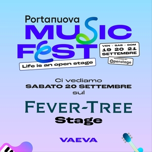 VAEVA @ Piazza Gae Aulenti