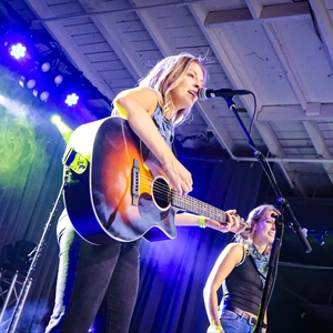 Kelly and Sarah Tickets, Tour Dates and Concerts
