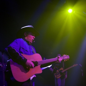 The Garth Guy - The Garth Brooks Tribute Show Tickets, Tour Dates and Concerts