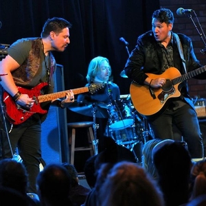 Ashe Brothers @ Hey Nonny