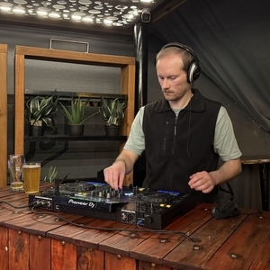 DJ Hoshino @ The Office