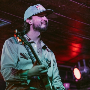 Ian Tonroy Tickets, Tour Dates and Concerts