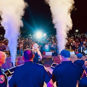 Bret Michaels at East Meadow, NY in Harry Chapin Lakeside Theatre 2025
