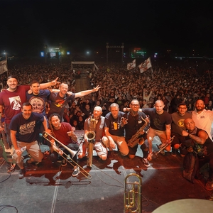Los Tres Puntos Tickets, Tour Dates and Concert