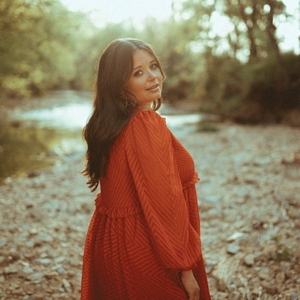 Emily Scott Robinson Tickets, Tour Dates and Concerts