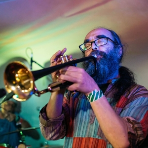 Ingressos, Datas da Turnê e Shows de The Fabulous Red Diesel