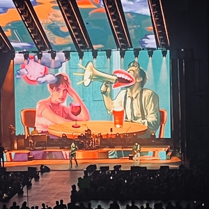 Old Dominion at Everett, WA in Angel Of The Winds Arena 2025