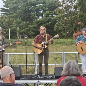 Peter Mayer at Medfield, MA in Bellforge Arts Center 2025