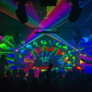 Walker & Royce at Philadelphia, PA in The Ave Live 2025