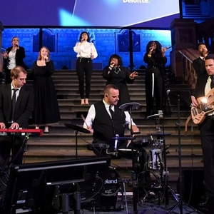 Ingressos, Datas da Turnê e Shows de Alison Beck