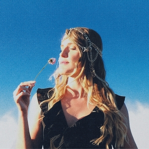Héloïse Bay Tickets, Tour Dates and Concerts