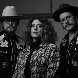 Lauren Housley & The Northern Cowboys @ Cafe #9